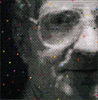 Illustration for article titled Christian Faur's Crayon Art Will Make You Cross-Eyed